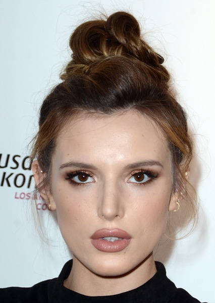 bella-thorne-casual-straight-updo-hairstyle