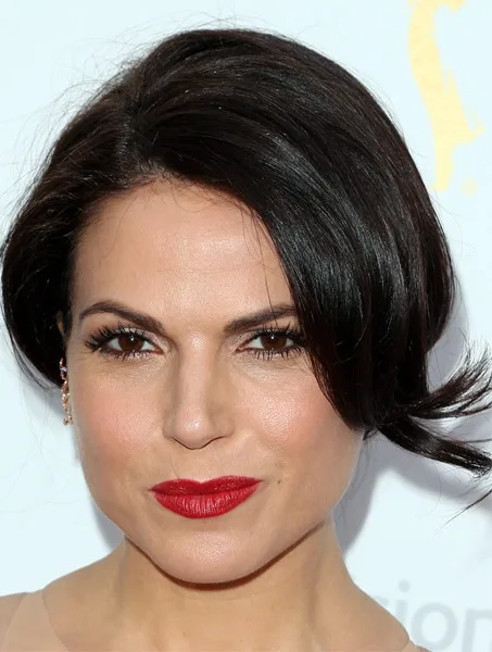 lana-parrilla-casual-straight-updo-hairstyle