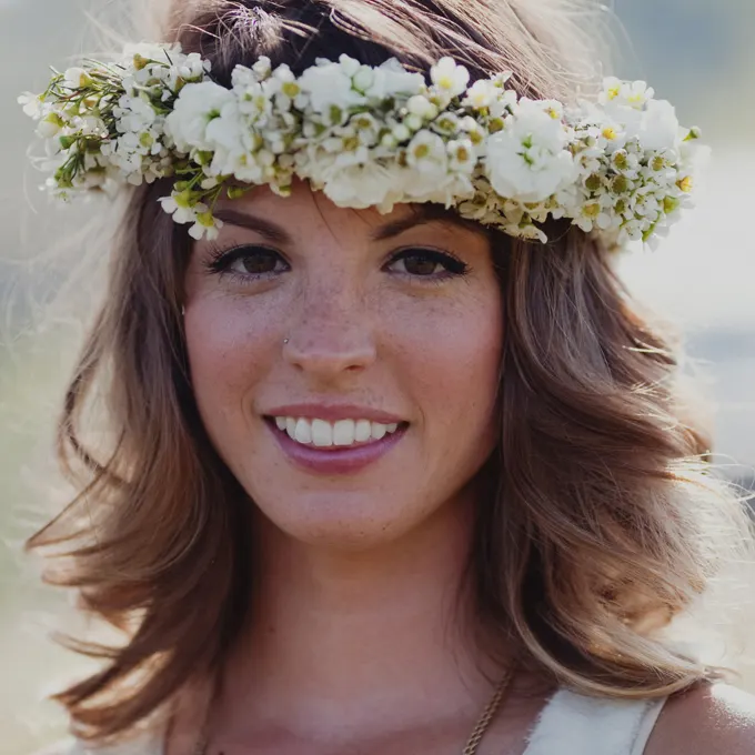 medium-curls-with-flower-crown