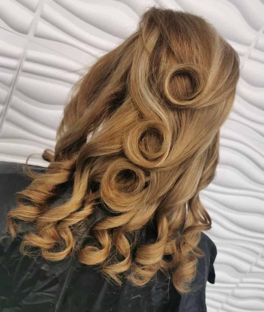 teenage girl hairstyle with loose curls
