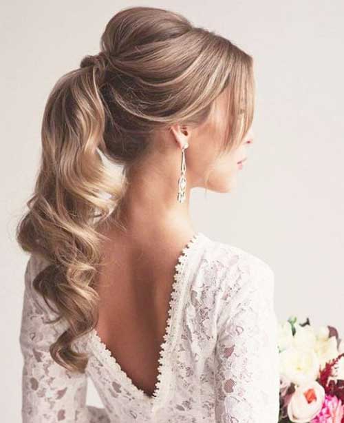 bridesmaid-ponytail-hairstyle