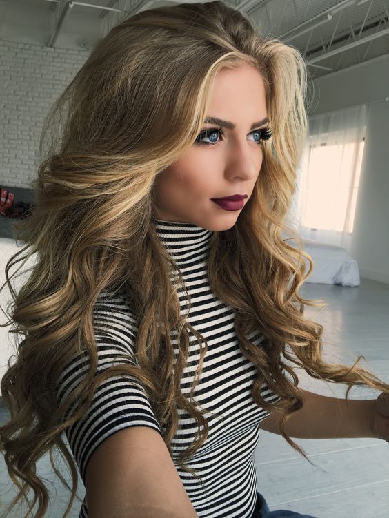 Dark Blonde Wavy Hairstyles