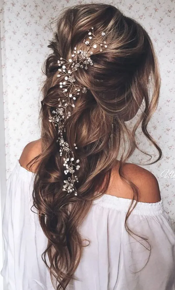 Bridal Hairstyle with Accessory