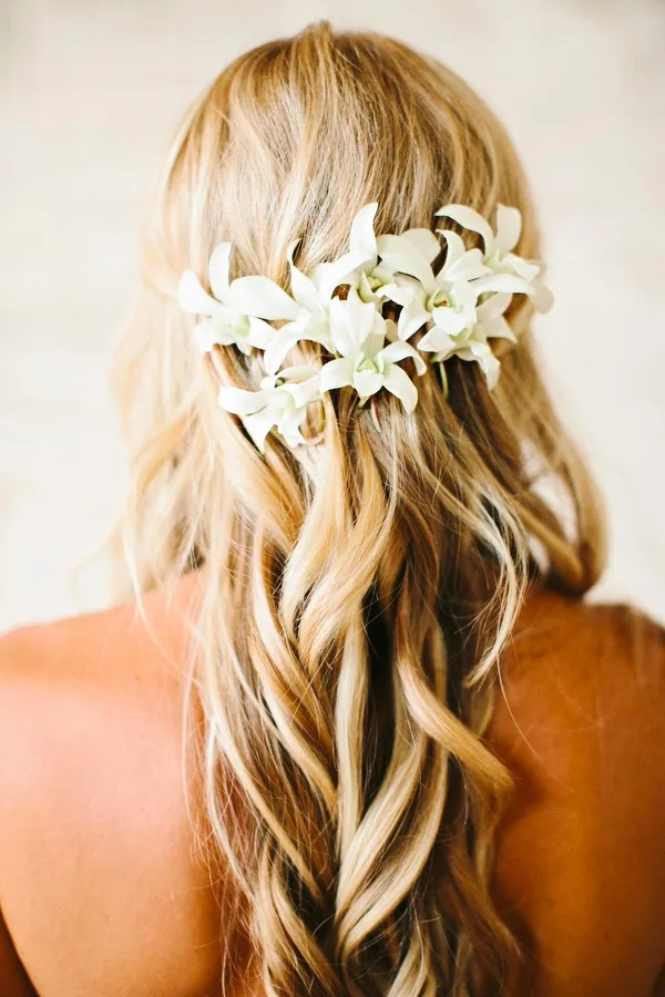 Tropical Wedding Hairstyle with Curls