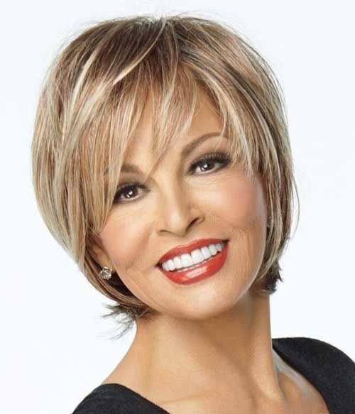 short hairstyles women over 40