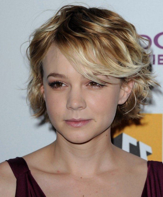 Short Hairstyles For Women With Bangs