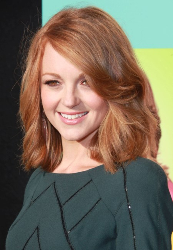 medium hairstyles round face fine hair