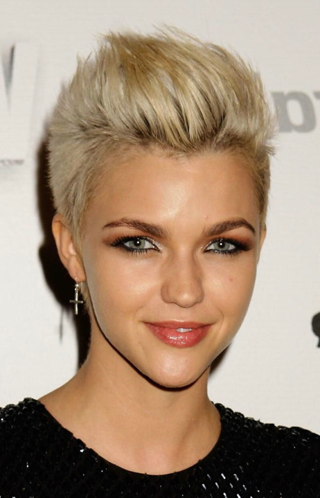 30 Edgy Short Hairstyles for Women Be Classy And 30 Edgy Short Hairstyles for Women Be Classy And