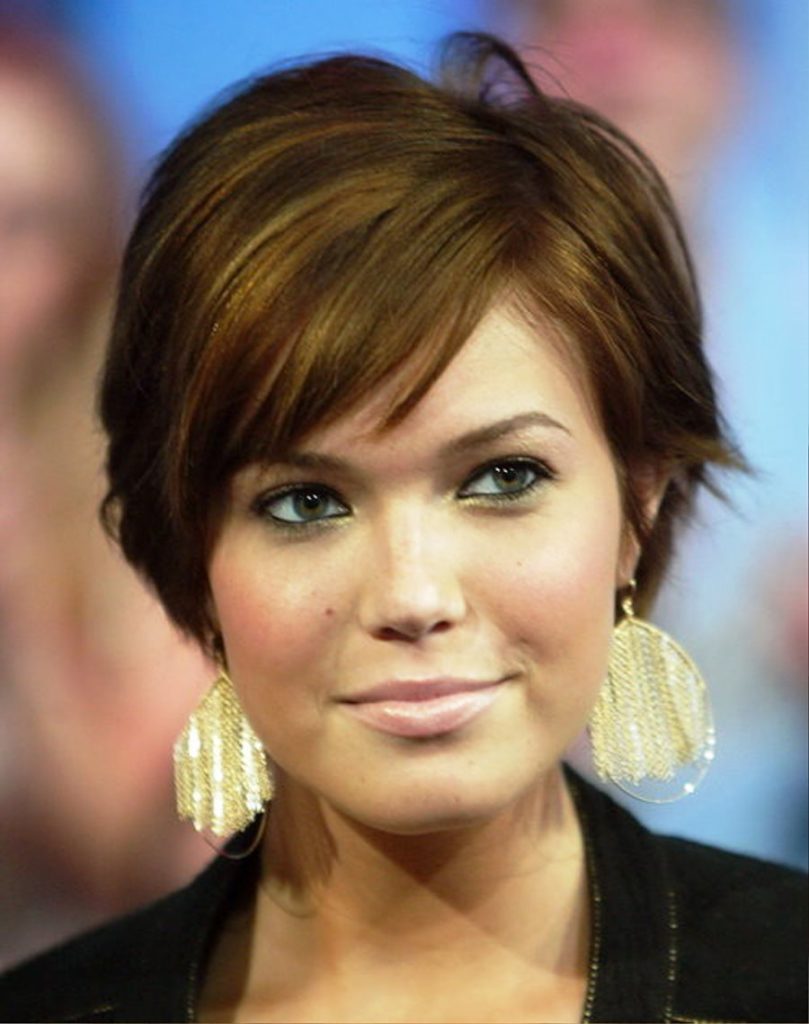 30 Easy Short Hairstyles For Women To Appear As Diva