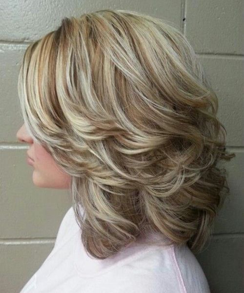 30 Medium Hairstyles with Layers For Women - Hottest Haircuts