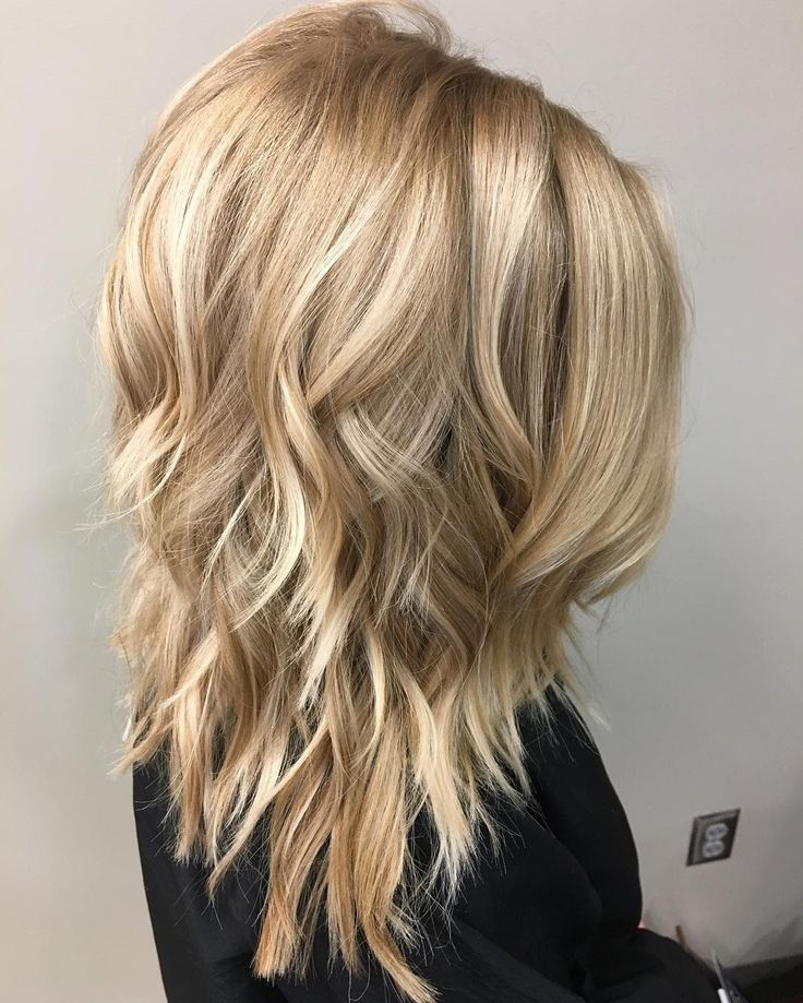 Wavy Layered Medium Hair