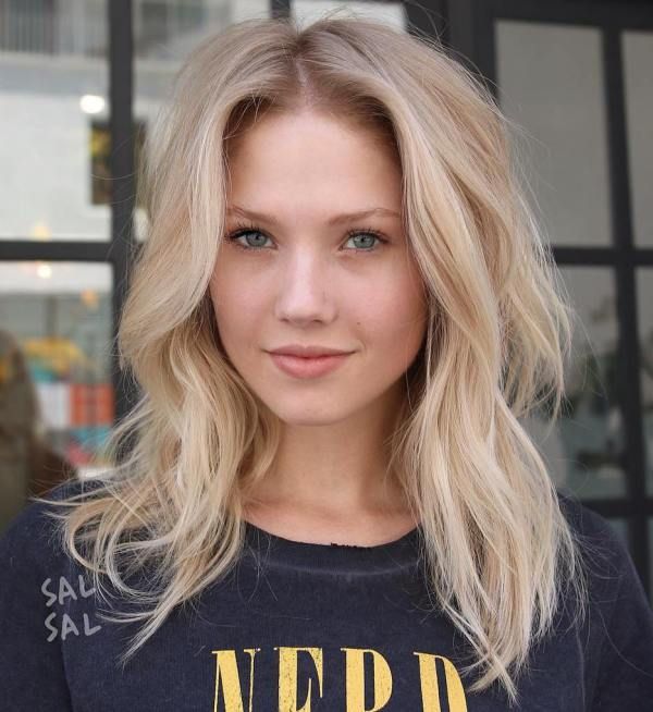 Medium Blonde Hair with Waves
