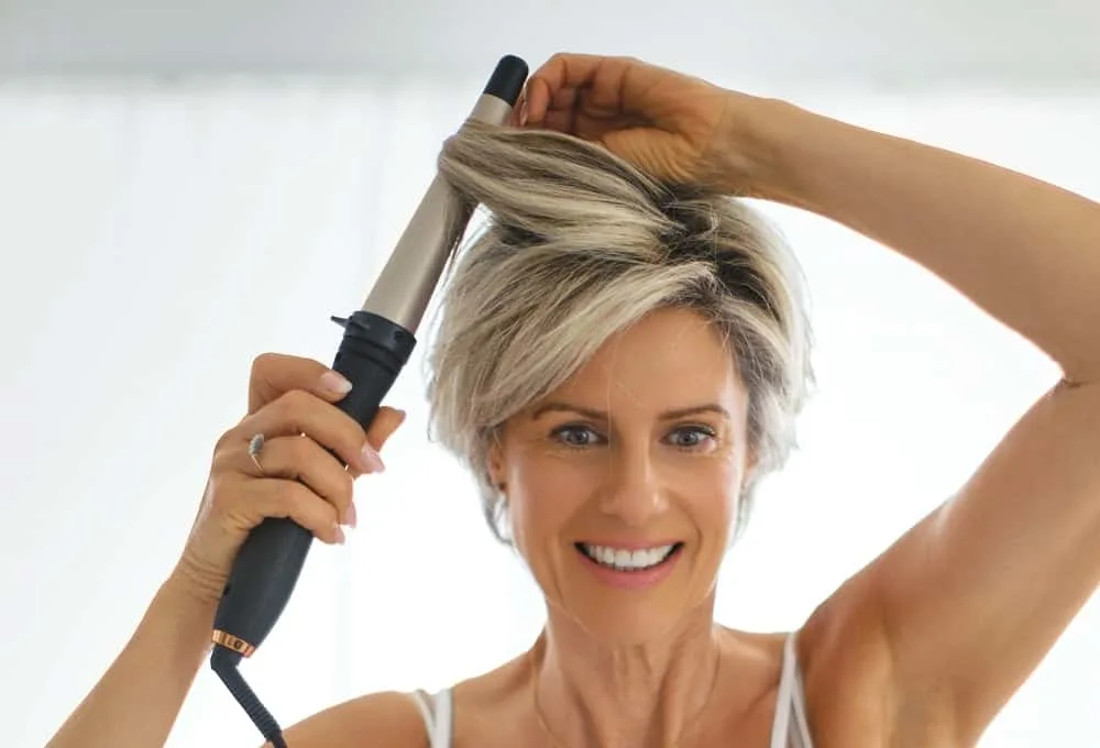 Short Hair Maintenance Tips for Over 40 - Minimal Use of Heat