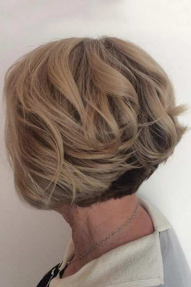 Layered Blonde Bob Haircut