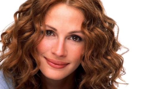 30 Perfect Curly Hairstyles for Women Over 50