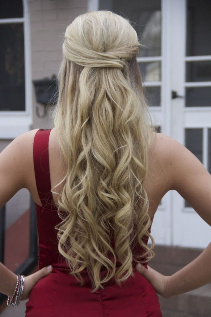 Blonde Twisted Hairstyle with Curls