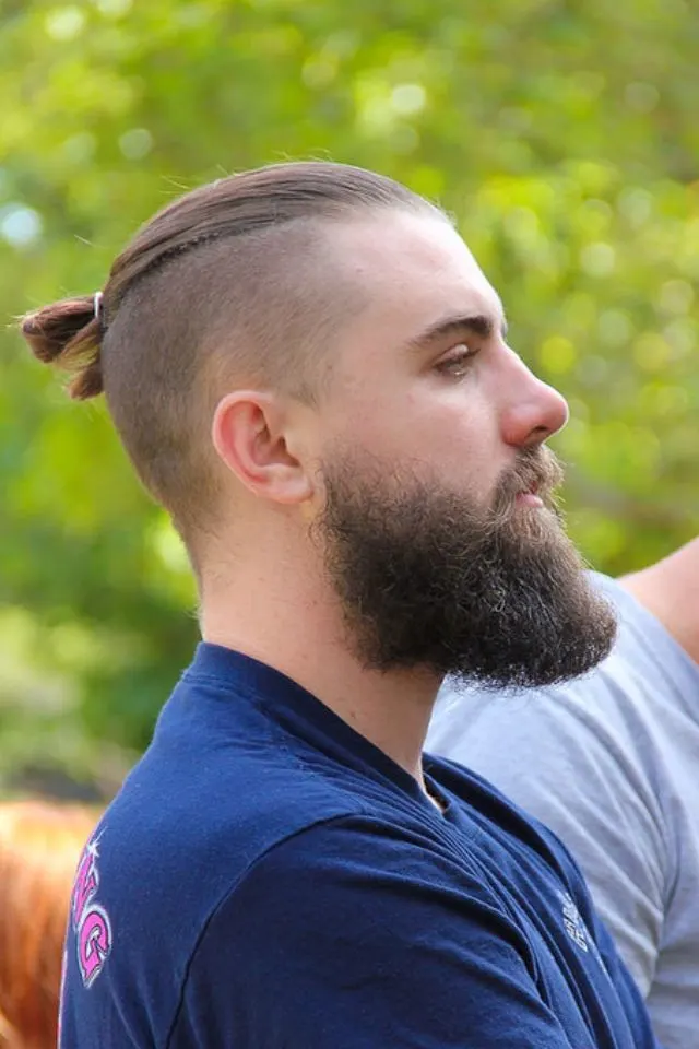 31 Examples Ponytail Hairstyles for Men Photo Ideas  Headcurve