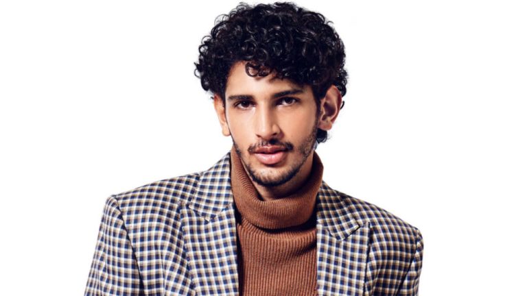 Curly Hairstyle for Men