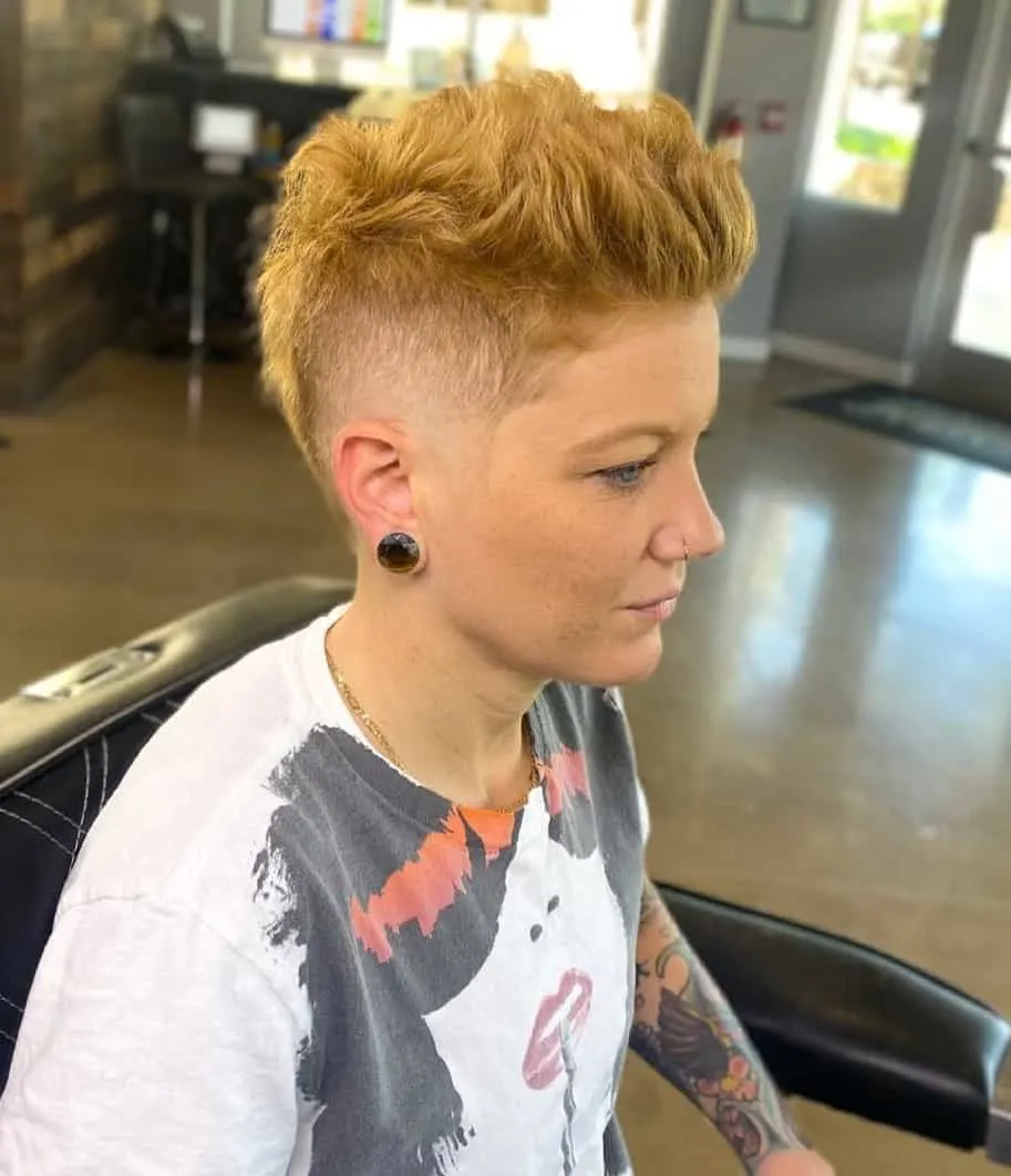 very short spiky blonde hairstyle