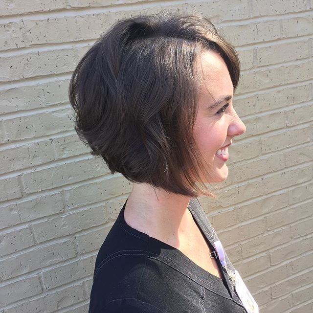 15 Angled Bob Hairstyles That Are Trending Right Now Haircuts