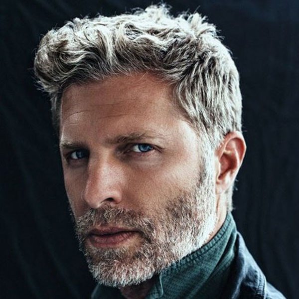 25 Hairstyles For Older Men To Look Younger – Hottest Haircuts