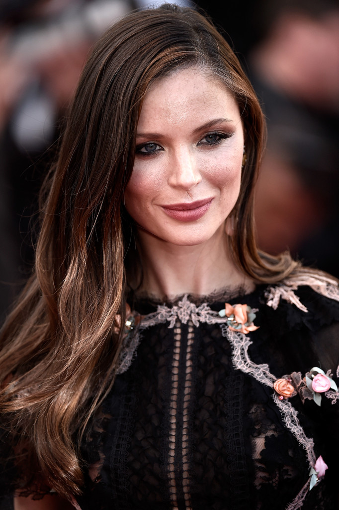 28 Marvelous Side Part Hairstyles for Long Hair - Haircuts 28 Marvelous Side Part Hairstyles for Long Hair - Haircuts