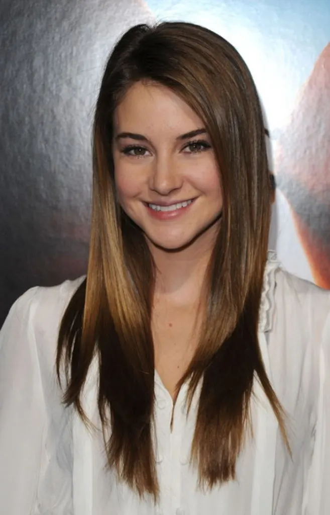 Side Part Hairstyles for Long Hair