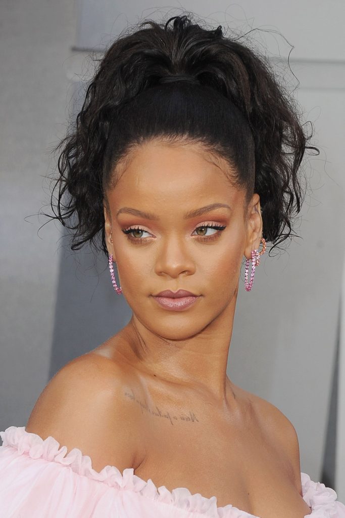 2019 rihanna hairstyles