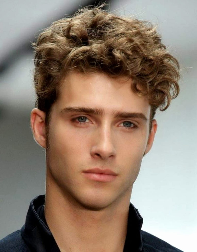 Mens Hairstyle for Curly Hair