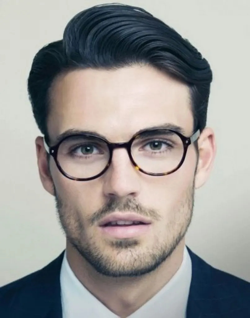 Men's Hairstyles with Glasses