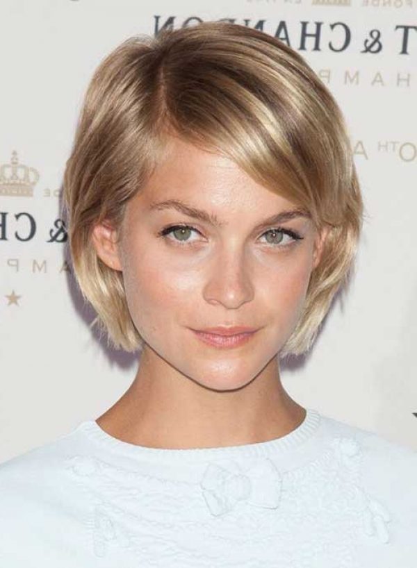 30 Most Beautiful Low Maintenance Haircuts For Women