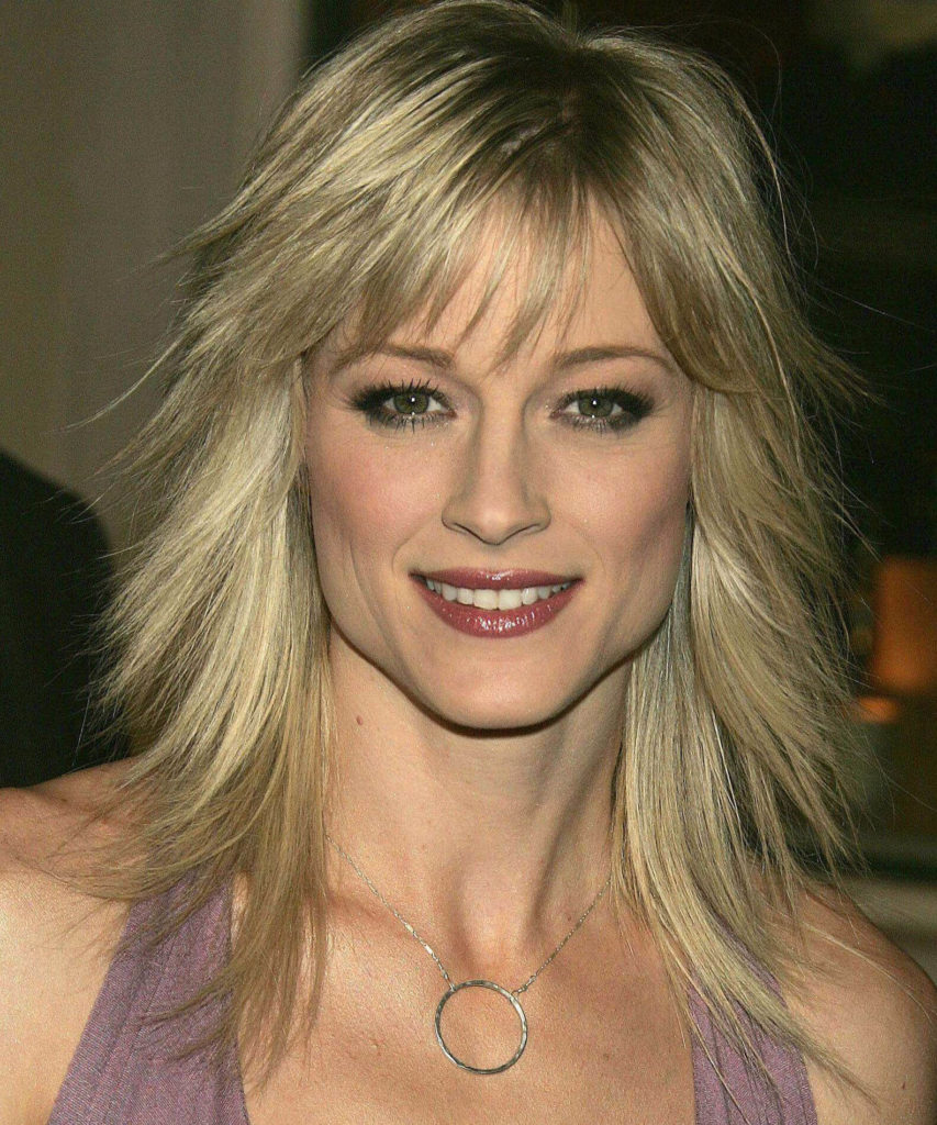 20 Sassy and Sultry Medium Shaggy Hairstyles - Haircuts ...