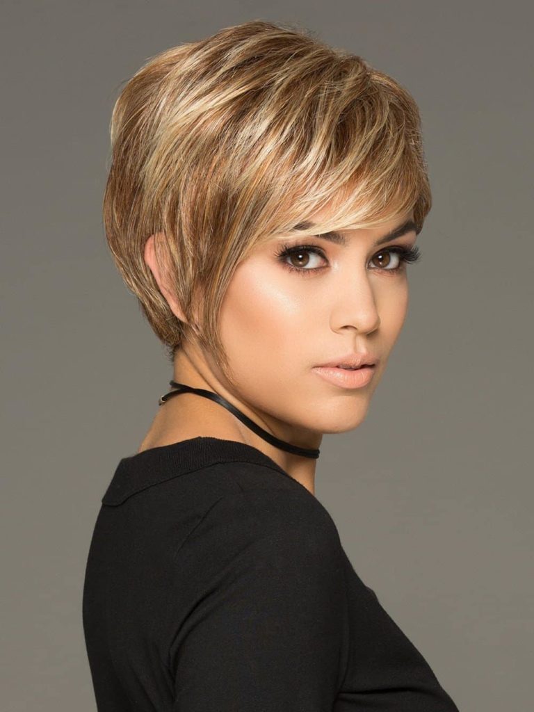 short hair with highlights
