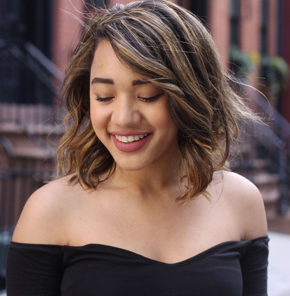 Best Short Hair with Highlights in 2022 (With Pictures)