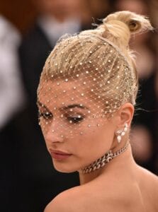 25 Stunning and Exclusive Red Carpet Hairstyles – Hottest Haircuts