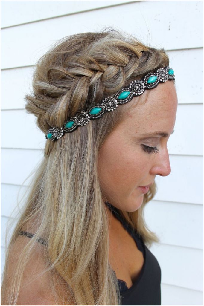 Hippie Hairstyles: Take It Back to the 60s With 20 Hippie 'Dos