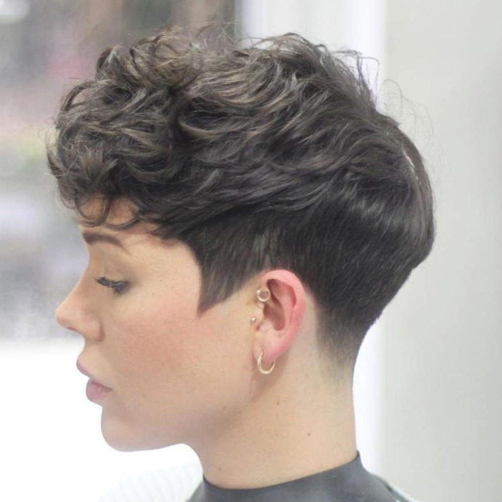 30 Stylish Pixie Cuts for Wavy Hair to Try in 2023 – Hottest Haircuts