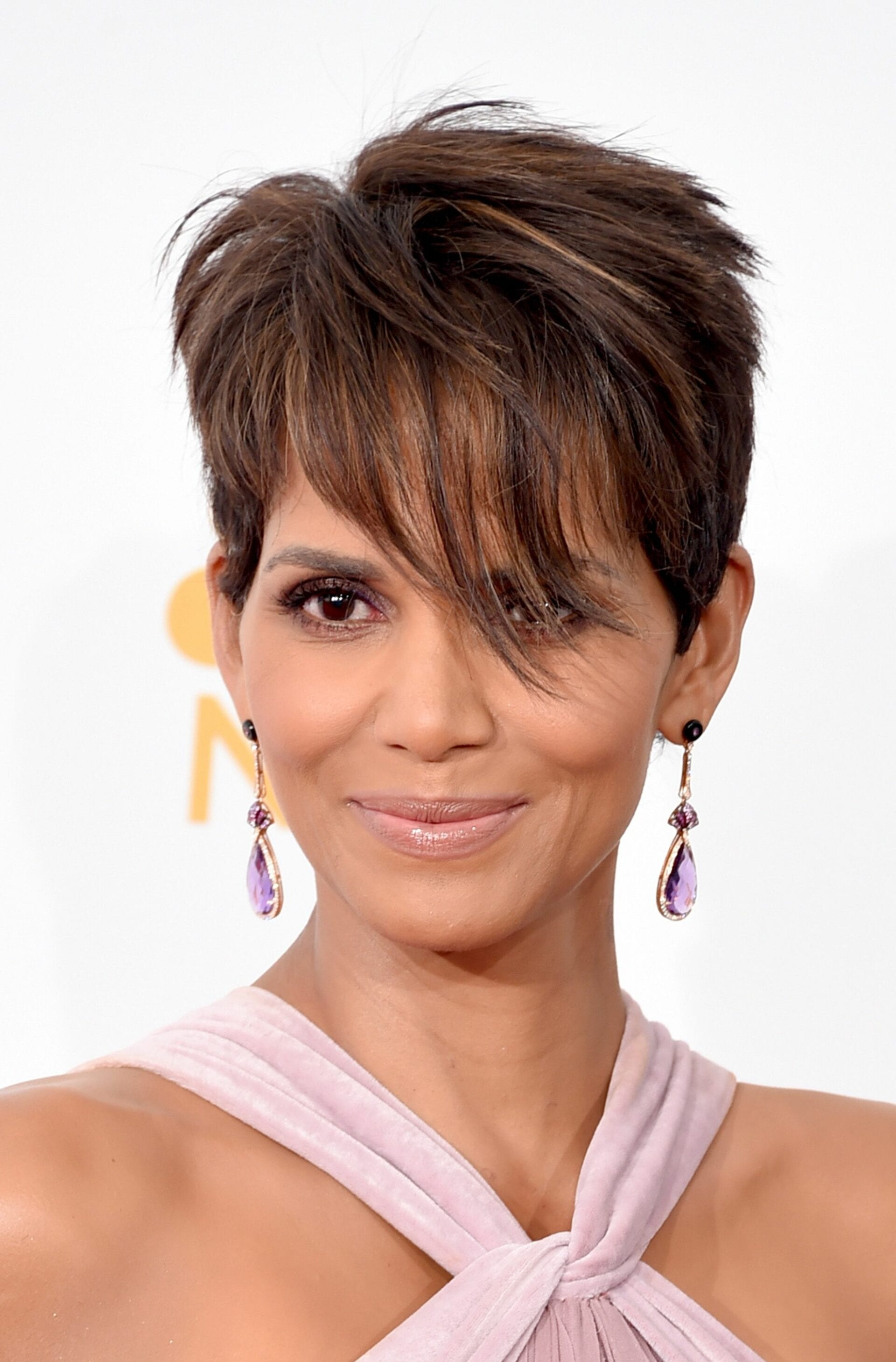 30 Stylish Pixie Cuts for Wavy Hair to Try in 2023 – Hottest Haircuts