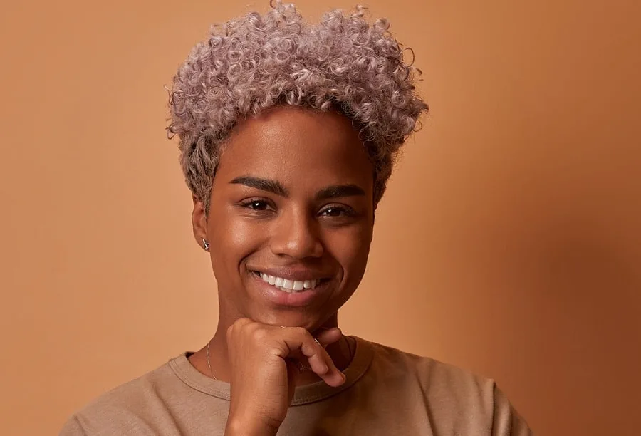 short natural blonde hairstyle for black women