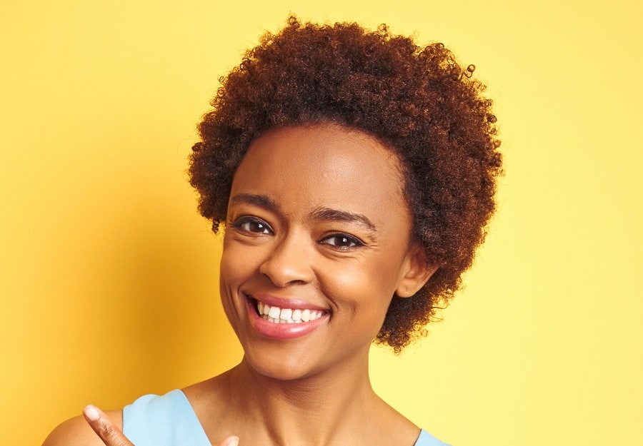 short natural brown hairstyle for black women
