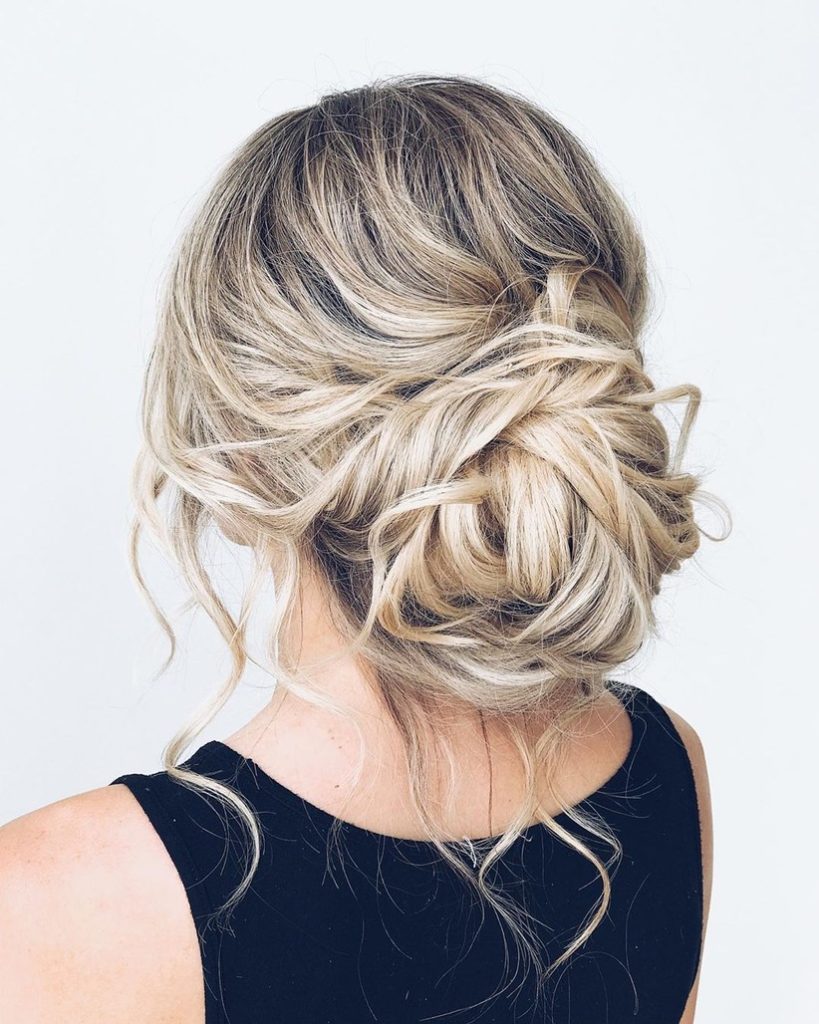 Messy Bun is the New Style to Enhance Your Look - Haircuts & Hairstyles ...