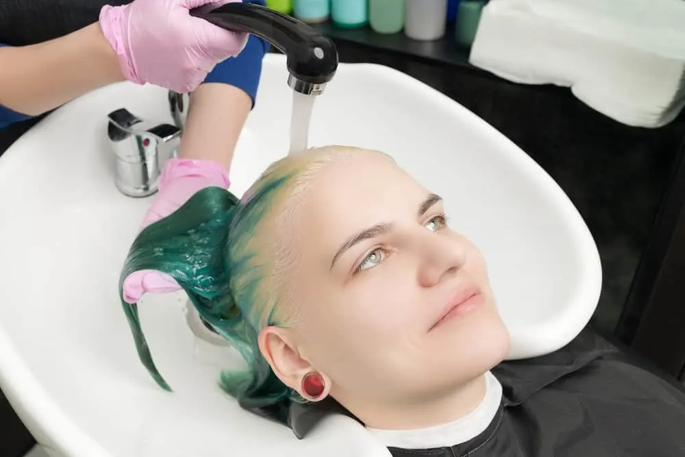 How to Wash Multicolored Hair
