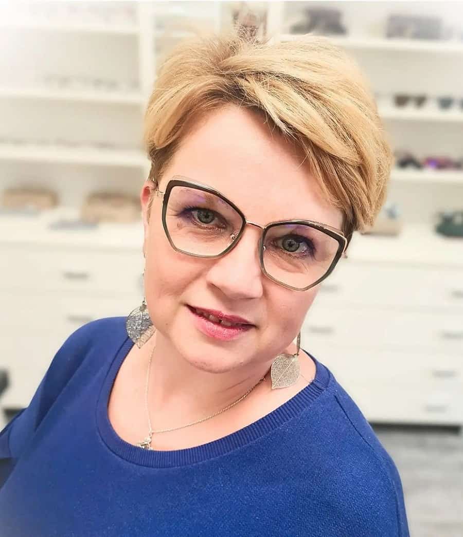 blonde pixie cut for women over 50 with glasses