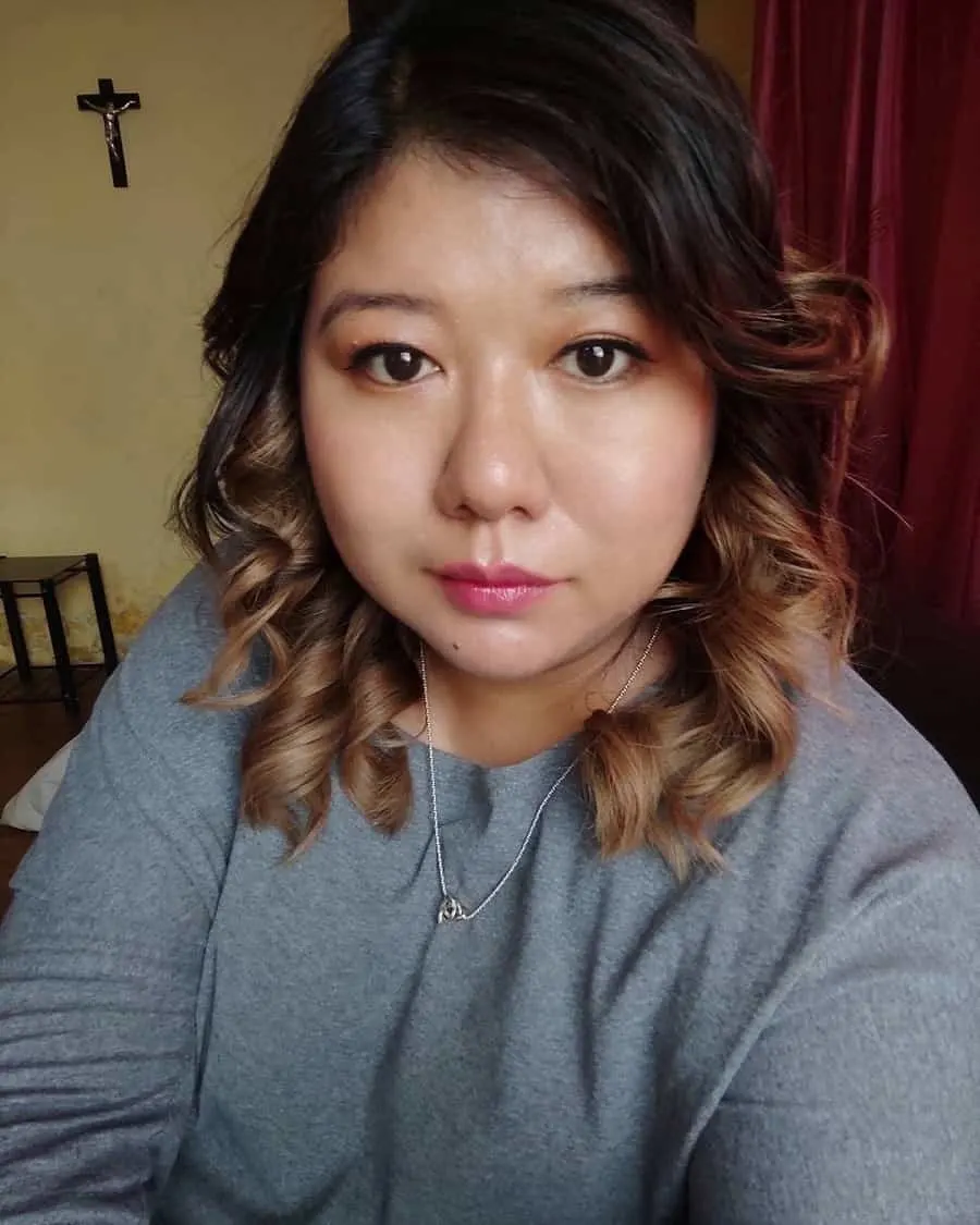 medium ombre hairstyle for round face