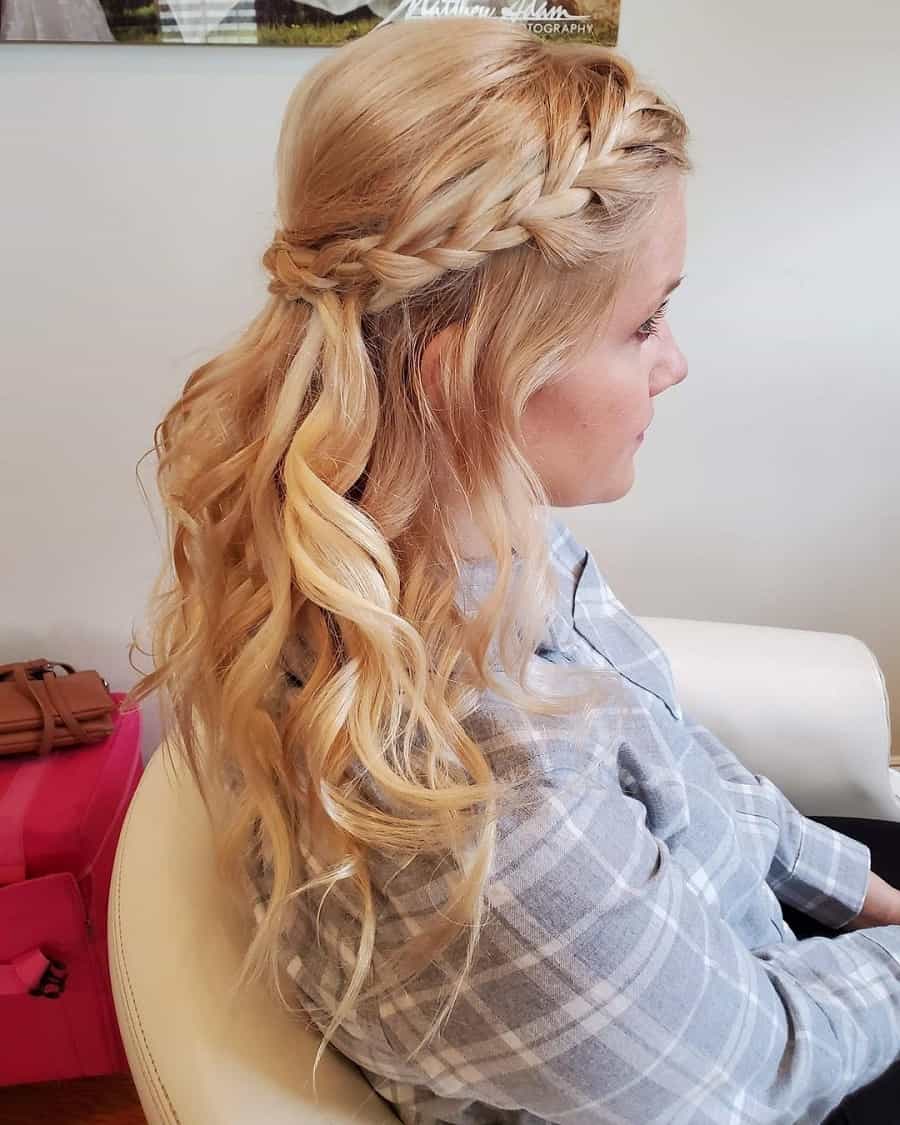 wavy ponytail with side braid